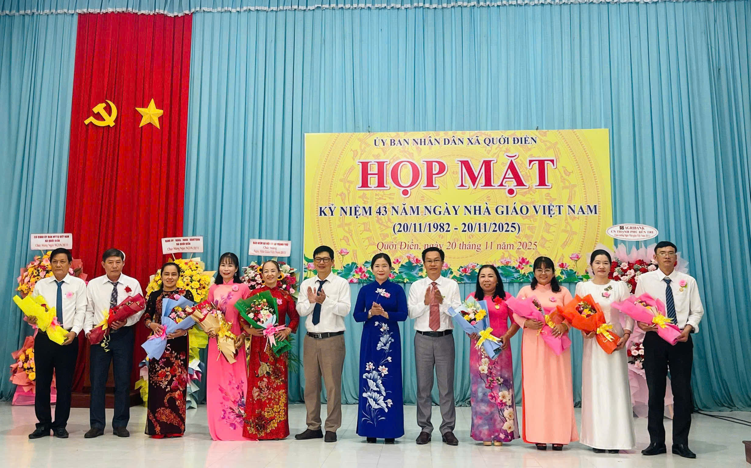 Xã Quới Điền tổ chức Họp mặt kỷ niệm 43 năm Ngày Nhà giáo Việt Nam